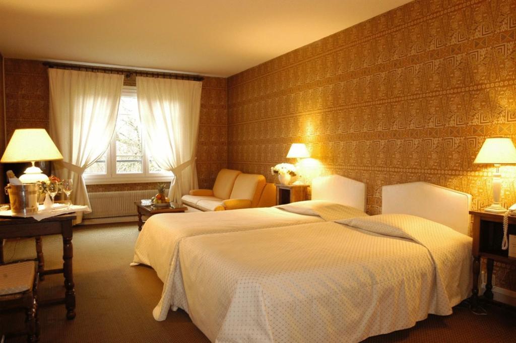 Hostellerie La Huchette 雷普隆吉斯 客房 照片